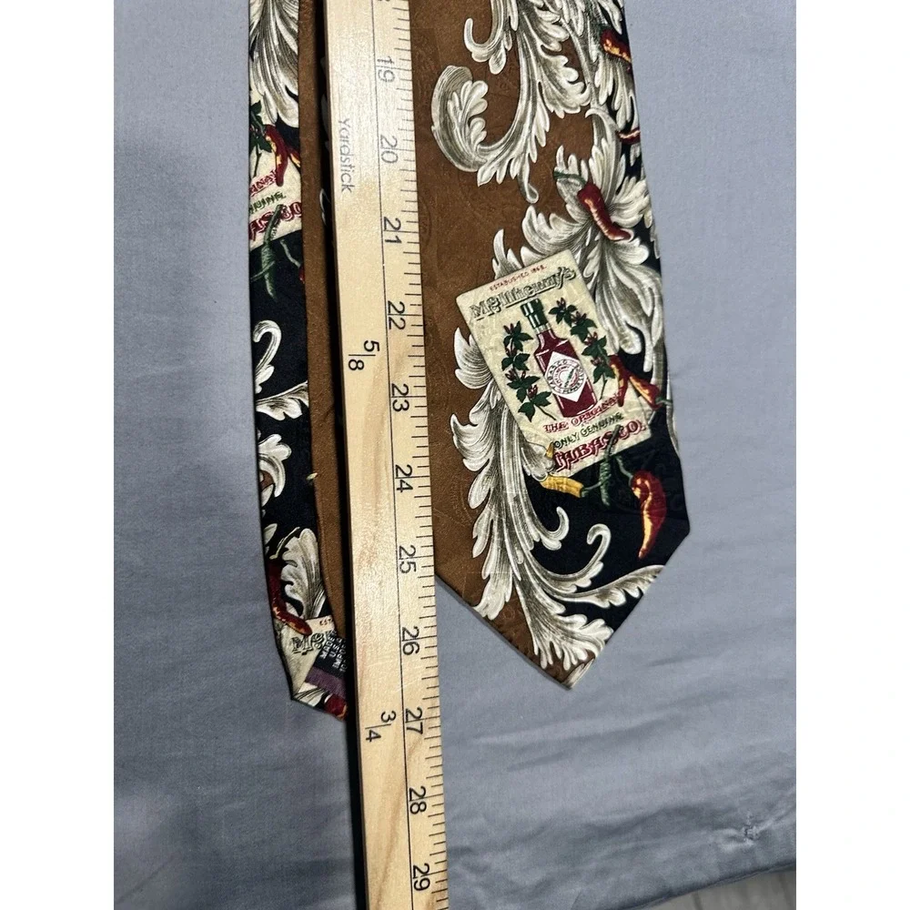 VTG Tabasco Filigree Brown/Black Silk‎ Neck Tie